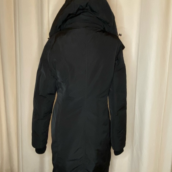 Aritzia Babaton mid-length parka - Picture 2 of 6
